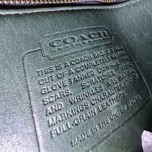**RARE** VINTAGE Coach 💚 Green Leather Shoulder Bag - Picture 9 of 11
